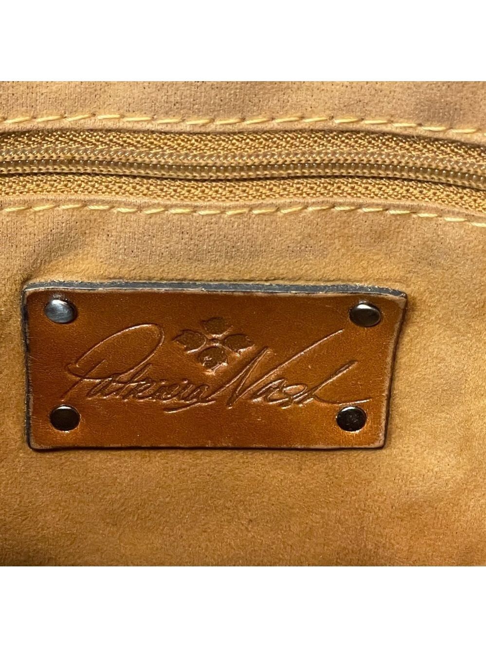 Patricia Nash Nazaire Equestrian Black Leather Bag Heritage Horseshoe EUC - Picture 14 of 16
